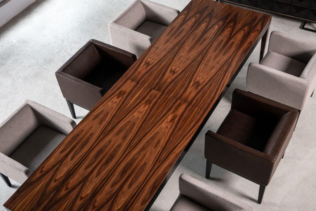 Những lưu ý khi lựa chọn nội thất bàn ăn với chất liệu gỗ mang cảm giác ấm áp, mộc mạc và thân thiện với môi trường 
