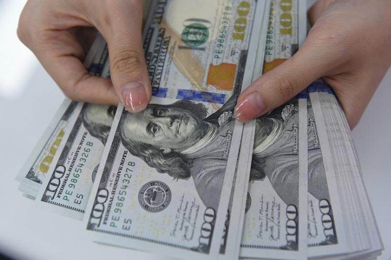 Biến động thị trường chứng khoán ảnh hưởng tỷ giá