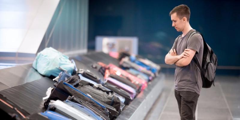 Cân hành lý tại sân bay