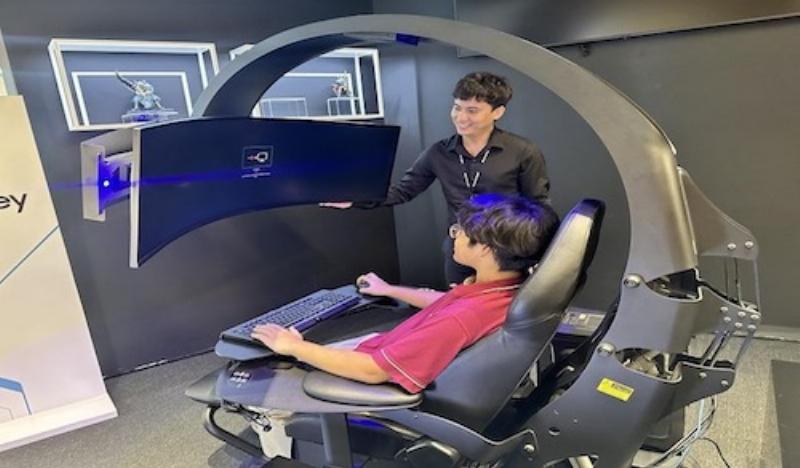 Định hướng nghề nghiệp cho học sinh lớp 8: Hình ảnh buổi tư vấn hướng nghiệp tại trường học.