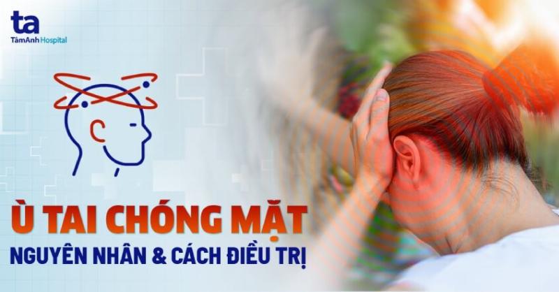 Nóng Tai Trái Nữ Khám Bác Sĩ