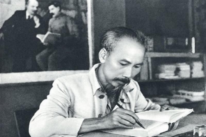 Giải Lá Số Tử Vi: Khám Phá Bí Mật Vận Mệnh 3 Tử vi và cuộc sống hiện đại