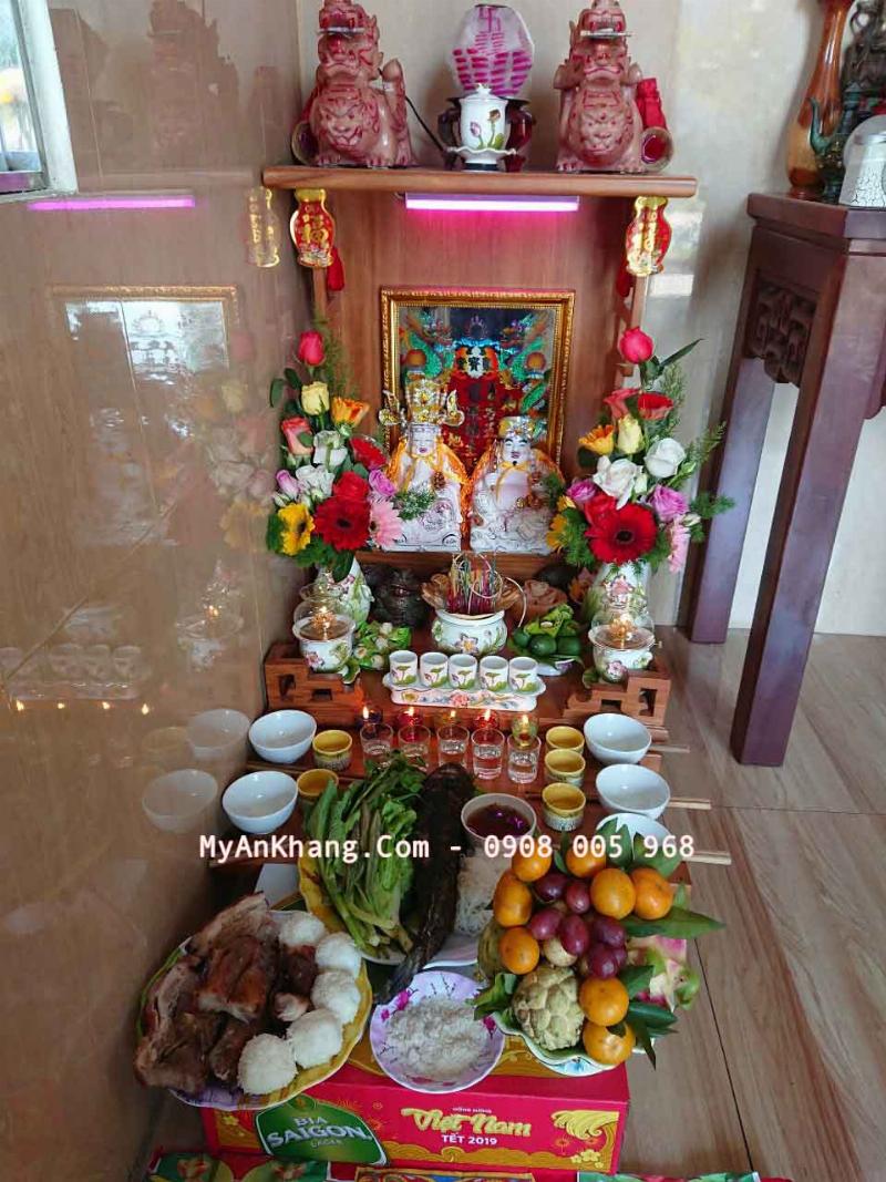 Chuẩn bị lễ vật cúng thần tài mùng 10