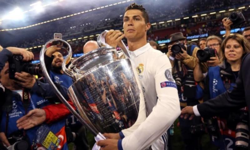 Sự tiến hóa của Champions League