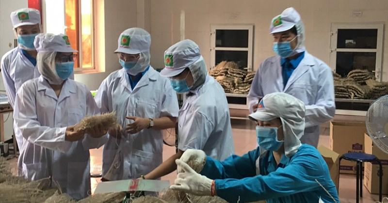 Tính tuổi người sinh năm 1973