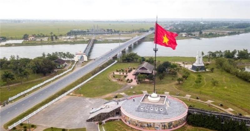 Tuổi 17 - Khát Vọng Tương Lai