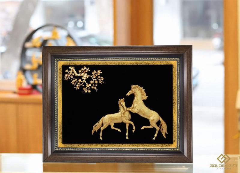 Vật Phẩm Phong Thủy Cho Tuổi Ngọ