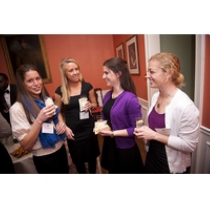 Xây dựng mối quan hệ xã hội