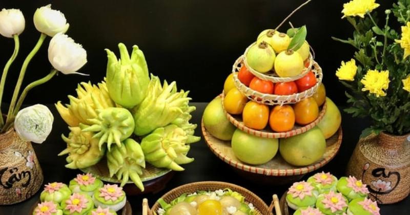 Chuẩn bị lễ vật cho văn khấn báo cáo gia tiên