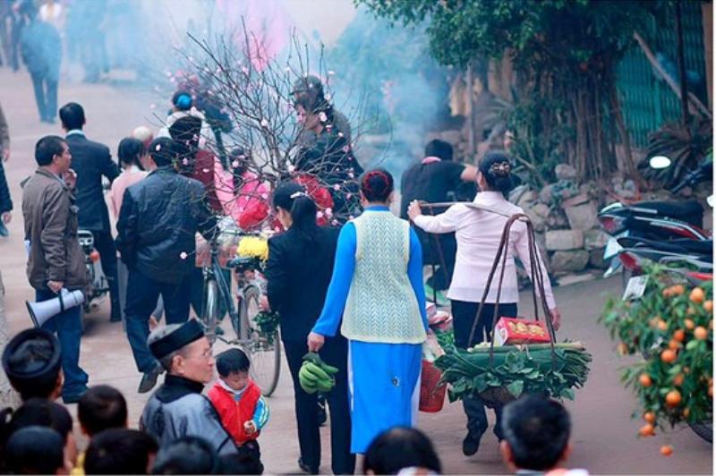 Gia đình sum vầy ngày Tết Nguyên Đán