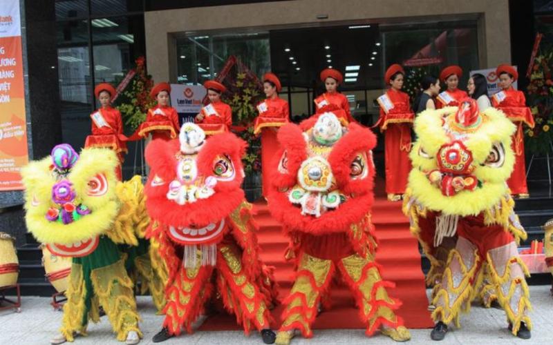 Hướng khai trương tốt cho tuổi Sửu 1985 năm 2025