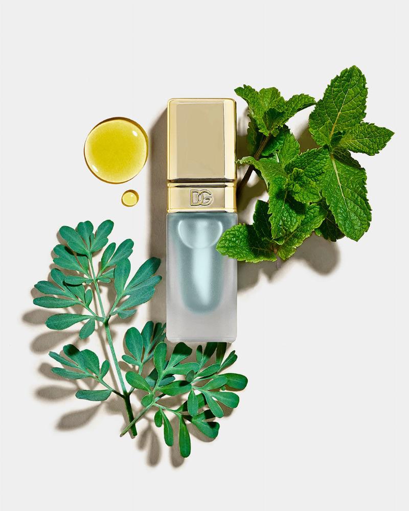 Hóa Giải Vận Xui Tiền Bạc: Từ Góc Nhìn Thực Tế Đến Năng Lượng Thịnh Vượng 2 Hình ảnh minh họa việc dọn dẹp và làm sạch không gian sống để hóa giải vận xui tiền bạc.