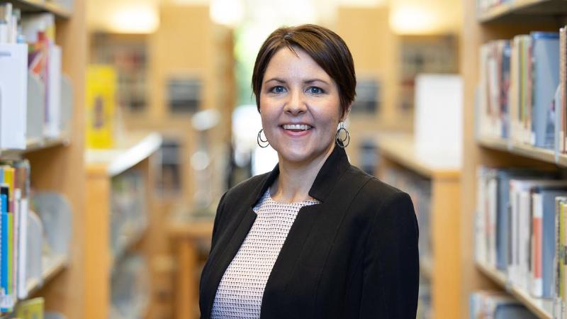 Chọn Bộ Bàn Ăn 8 Ghế: Nâng Tầm Không Gian Sống & Sum Vầy 3 Bo tri khong gian phong an voi bo ban an 8 ghe dep va tien nghi