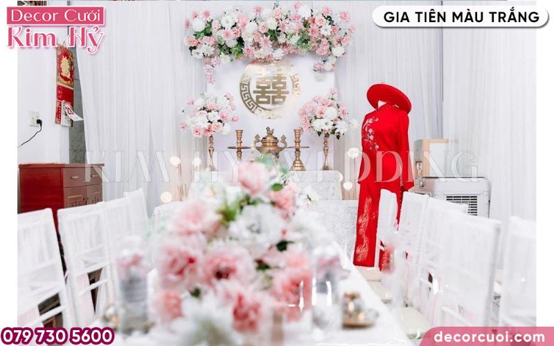 chon vat pham trang tri ban tho gia tien 685848.webp